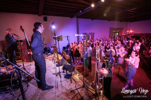 Limoges'Hop festival 2022

Partage libre avec le crédit et la citation (@lightexmachina) de l'auteur pour tout usage non promotionnel et non commercial.

© Alexandre - LIGHT EX MACHINA 2022, tous droits réservés.